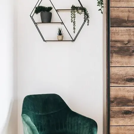 Moderne In Ruhiger Lage Apartment *