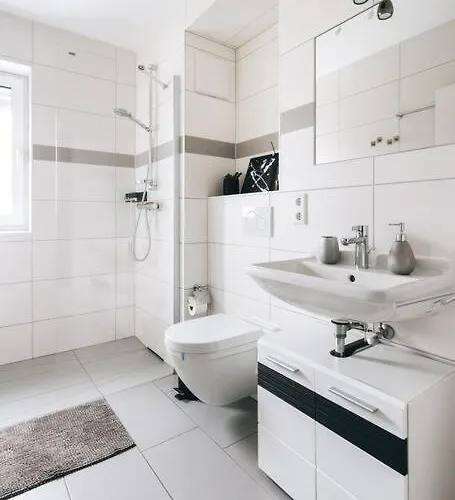 Apartamento Moderne In Ruhiger Lage